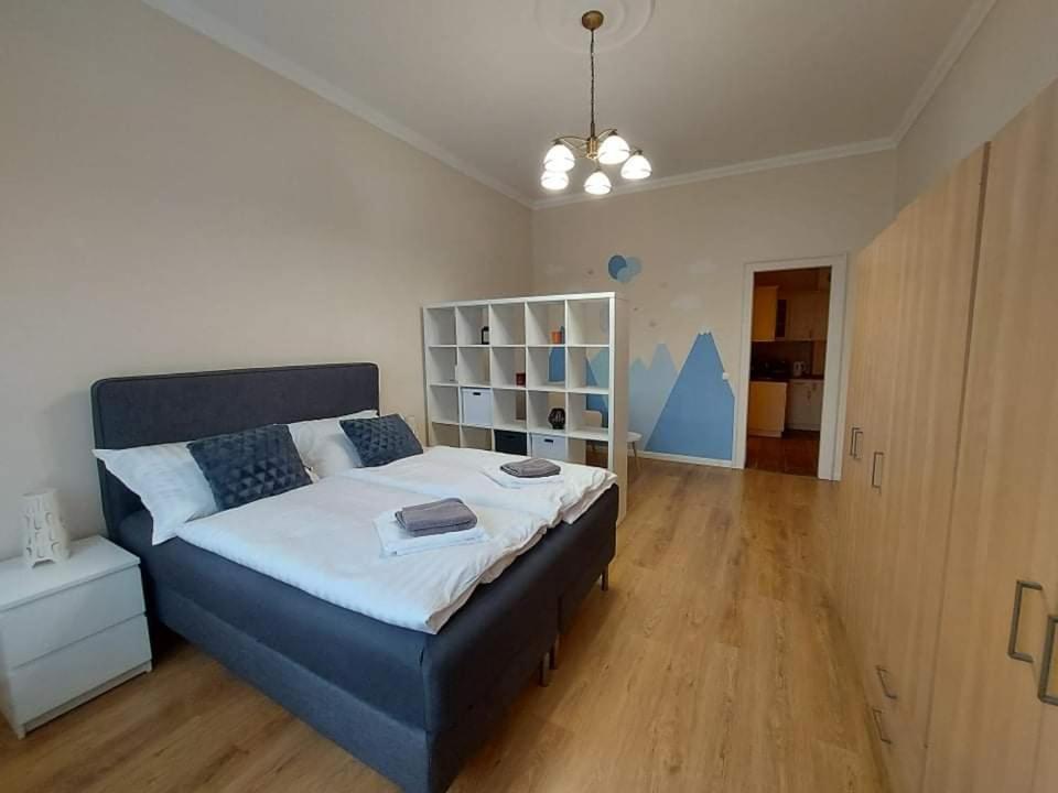 Alfoeldi Palace Apartman Ντέμπρετσεν Εξωτερικό φωτογραφία