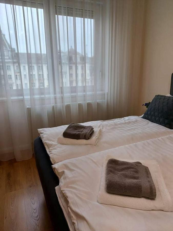 Alfoeldi Palace Apartman Ντέμπρετσεν Εξωτερικό φωτογραφία
