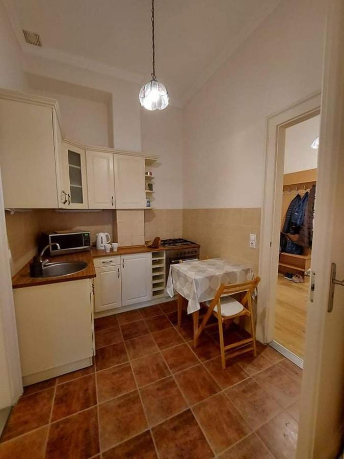 Alfoeldi Palace Apartman Ντέμπρετσεν Εξωτερικό φωτογραφία