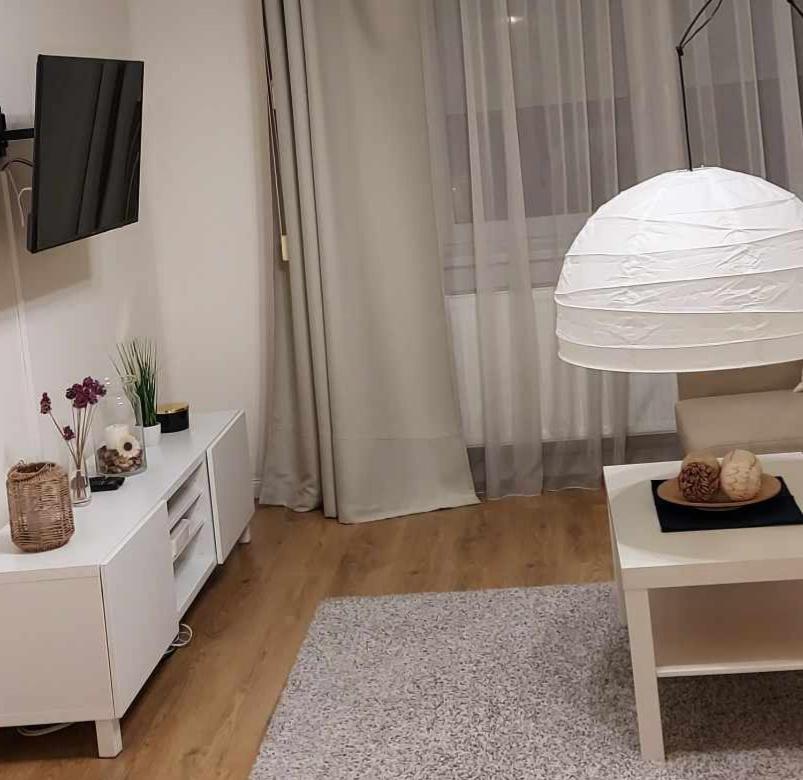 Alfoeldi Palace Apartman Ντέμπρετσεν Εξωτερικό φωτογραφία
