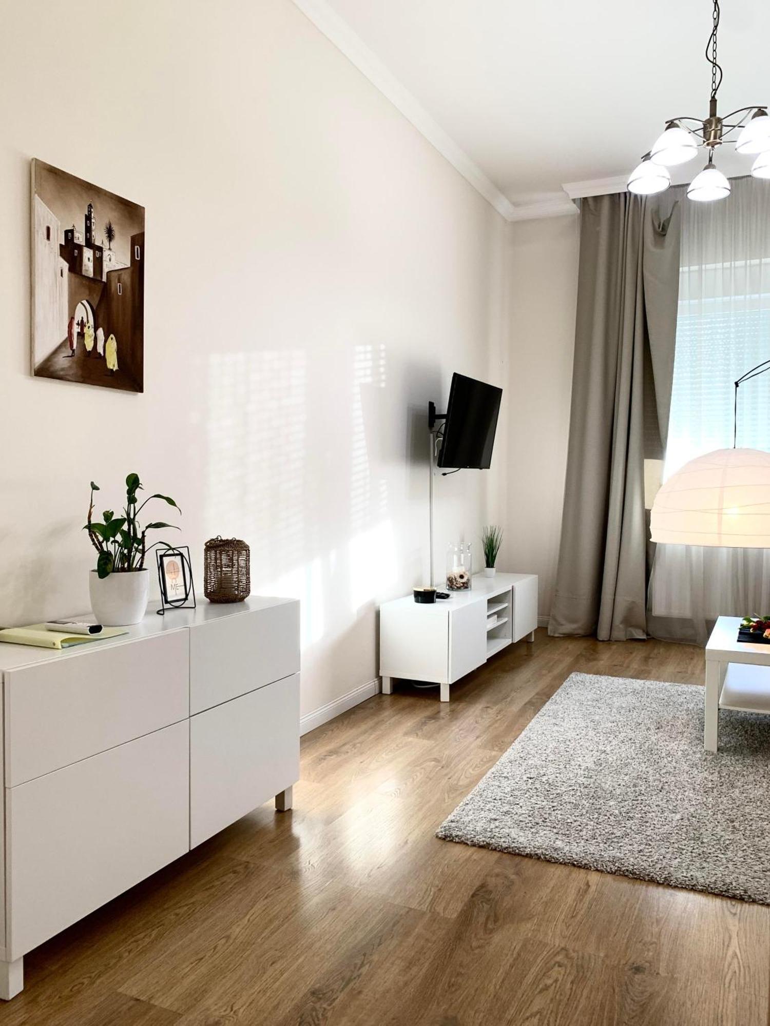 Alfoeldi Palace Apartman Ντέμπρετσεν Εξωτερικό φωτογραφία